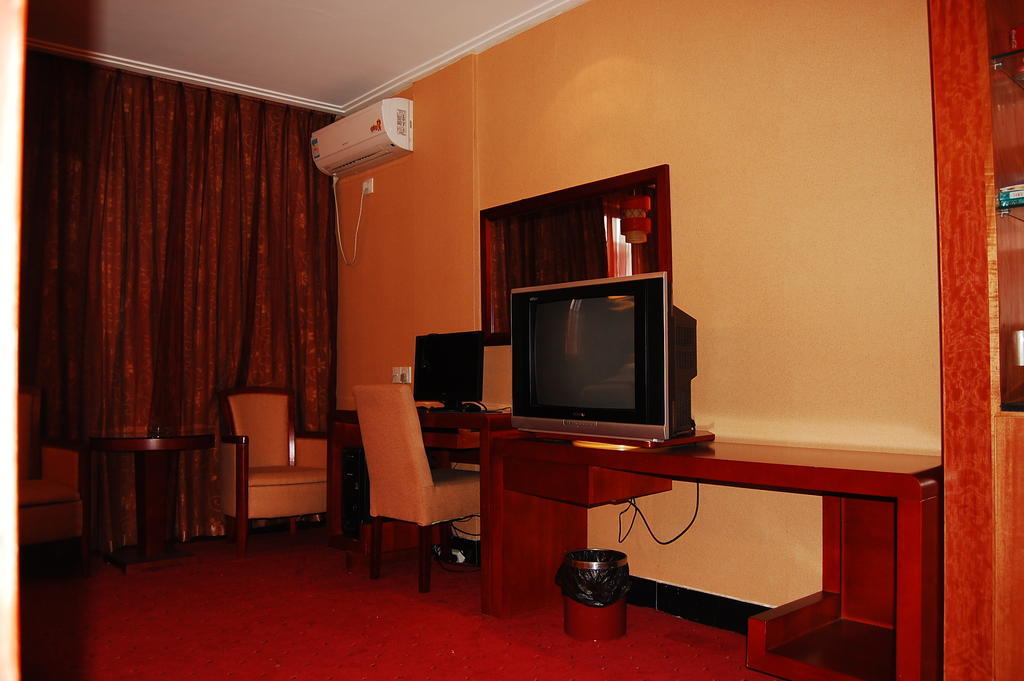 Jinyao Business Hotel Jivu Szoba fotó